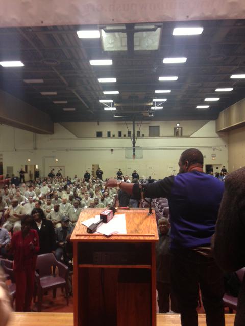 RevJJackson's tweet photo. Rev. @JamesTMeeks leads us all in a rendition of "This Christmas" & tells everyone #GodLovesYOU. #PUSHPeace http://t.co/5zauSrgOBh