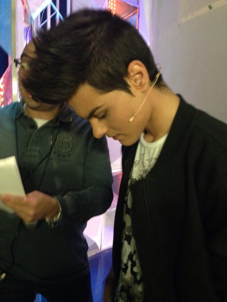 AbrahamMateo's tweet photo. En breve salgo de nuevo en @hayunacosaque con otra nueva historia de alguien muy especial! #AbrahamMateoaEnHUC RT!😉 http://t.co/grBMDC7hdK