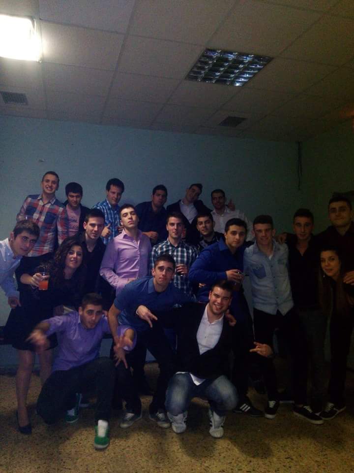 Raul_L_Samanes's tweet image. Grannnnnn nochebuena en familia. #LaLiamos #Ozonazo
