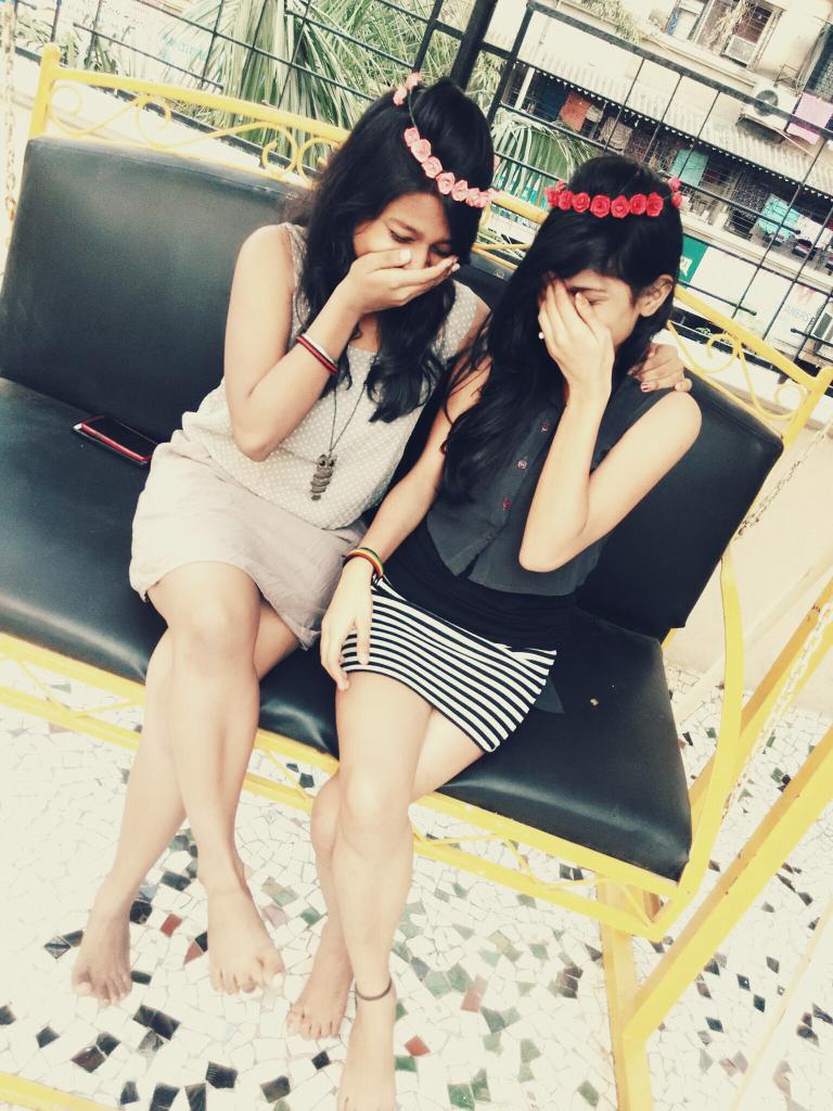 SailiPardeshi's tweet image. Love my Gurl! :* &amp;lt;3 #SuddenClick #BlushBlush #Love #Fun #Masti. :D