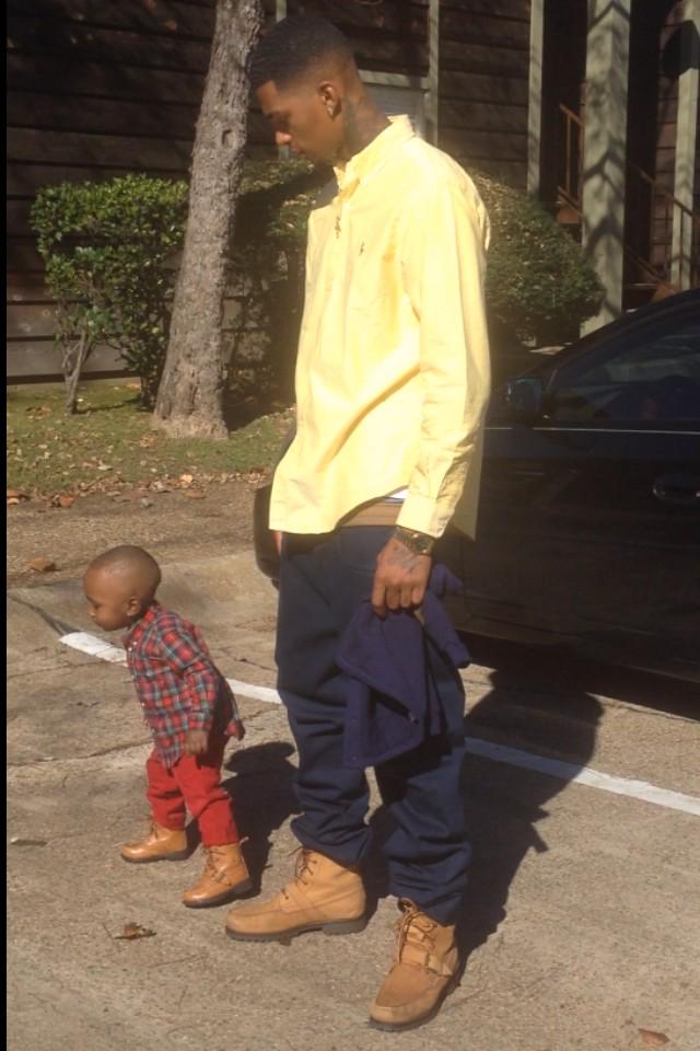 MenaceToQB's tweet image. He Know His Daddy Uh Turn Dis Bitch To Afghanistan Wit No Problem 👬