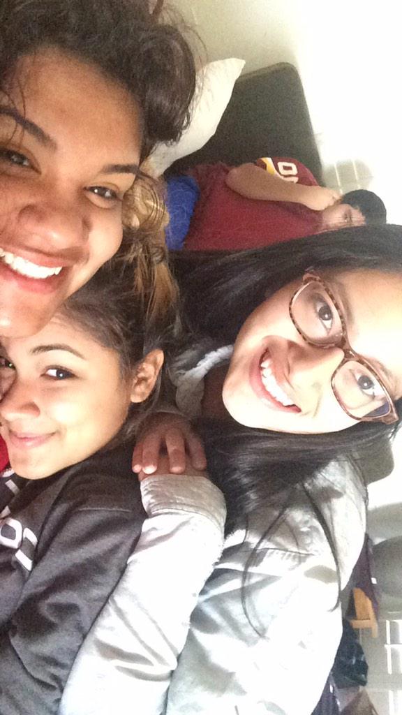 Ana_omGEE's tweet photo. I love these two so muchh 💕 http://t.co/QZqTNHFYwh