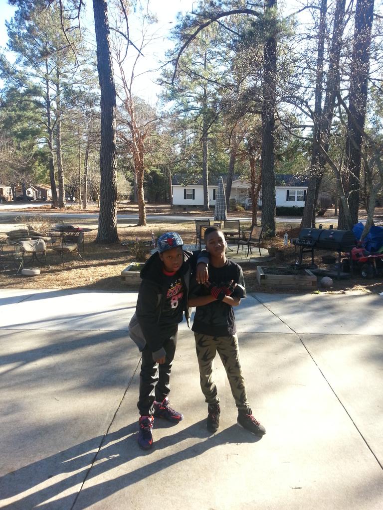 JrDuck2037's tweet photo. Me and my cousin fresh  out Dec http://t.co/JqwnGfpdlS