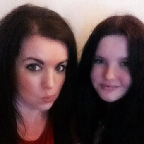 Anne___Marie___'s tweet photo. #Christmas #Family ❤️❤️❤️ #Fuzzypicture http://t.co/G63BPvyCLK