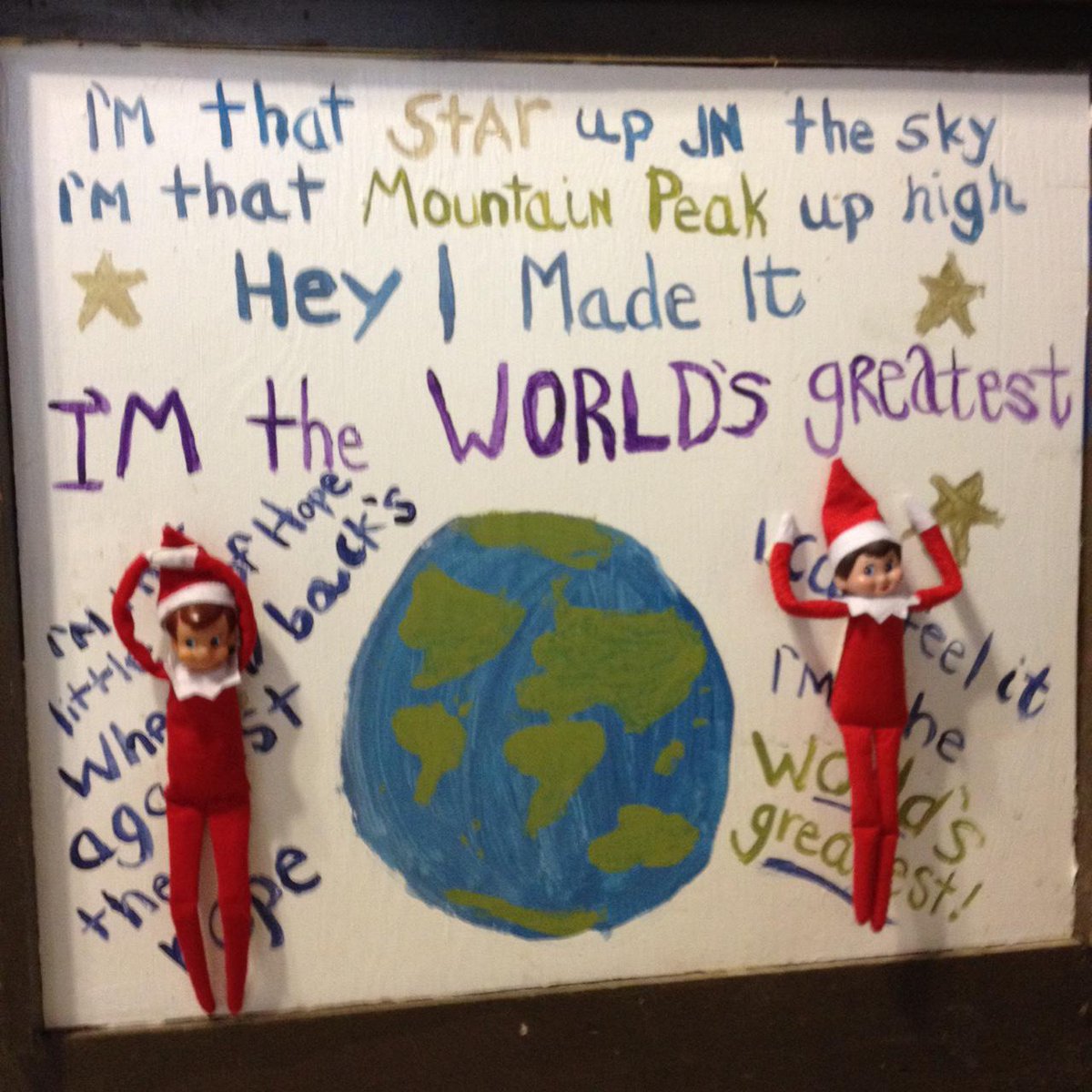 camptwinlakes's tweet photo. It's the #CTLves last day at camp before they head home. They ended their day by singing World's Greatest." http://t.co/Lo3NpLqkfS