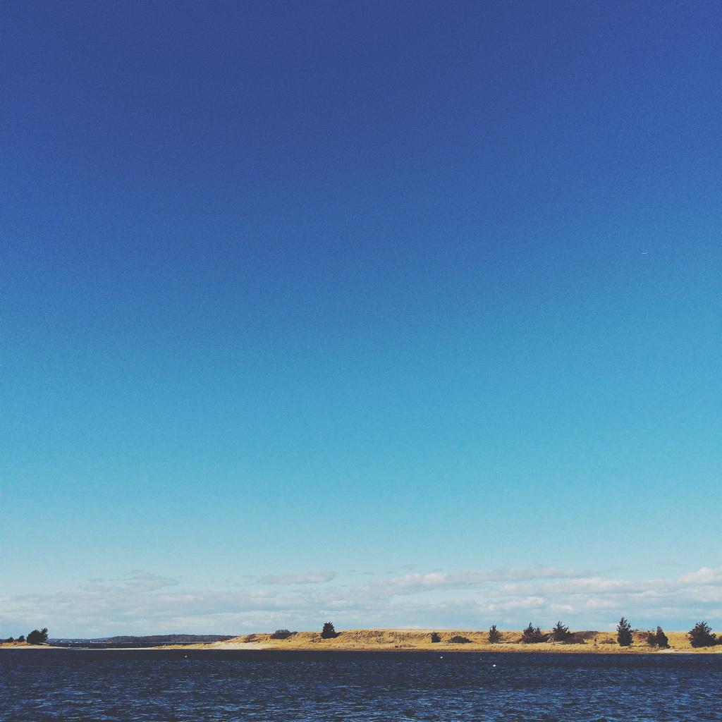 schmooey's tweet image. A bonus run outside in shorts kind of day in East Hampton. #ATHLEEEEEATS