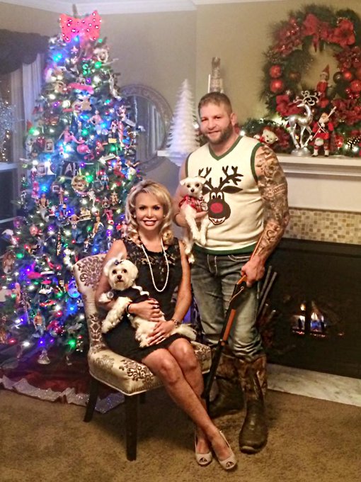 Merry Xmas from @colbyjansenXXX  &amp; giadarlingxxx http://t.co/FwJKgnATRV<a class="tags" target="_blank" title="On Twitter" href="/?out=eyJ0eXAiOiJKV1QiLCJhbGciOiJIUzUxMiJ9.eyJpYXQiOjE3MjA4NDk2NTIsImlzcyI6InR3cG9ybnN0YXJzLmNvbSIsIm5iZiI6MTcyMDg0OTY1MiwiZXhwIjoxNzUyMzg1NjUyLCJyZWRpcmVjdF91cmwiOiJodHRwczovL3R3aXR0ZXIuY29tL2NvbGJ5amFuc2VuWFhYIn0.kAiWxICypInVaDqUd5mKhMNLRO0nhsN4afHqy9giVL1D3_eonuGMxnJSuVeIHXdQ14V0TjL-cbcGW11ehw_Y1g">@colbyjansenXXX</a><a href="/tag/neverforgotten"class="tags"><span>#neverforgotten</span></a>
