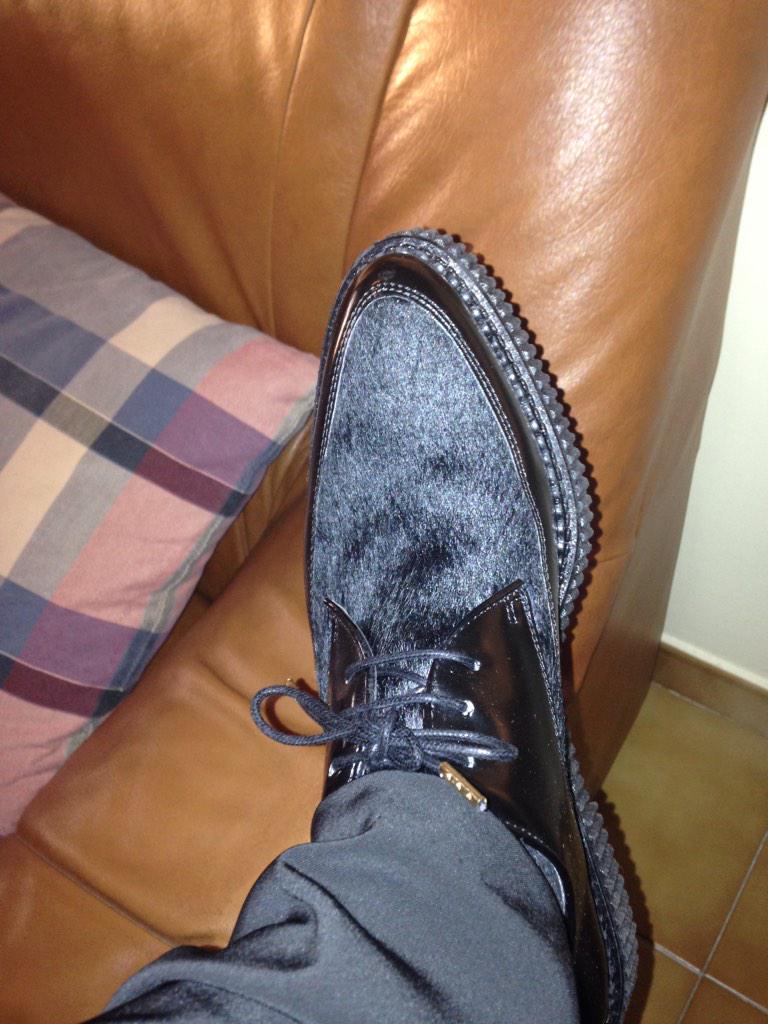 SMeifren's tweet photo. Zapatos piel potro #santimeifren.com http://t.co/kXV67qBdxp