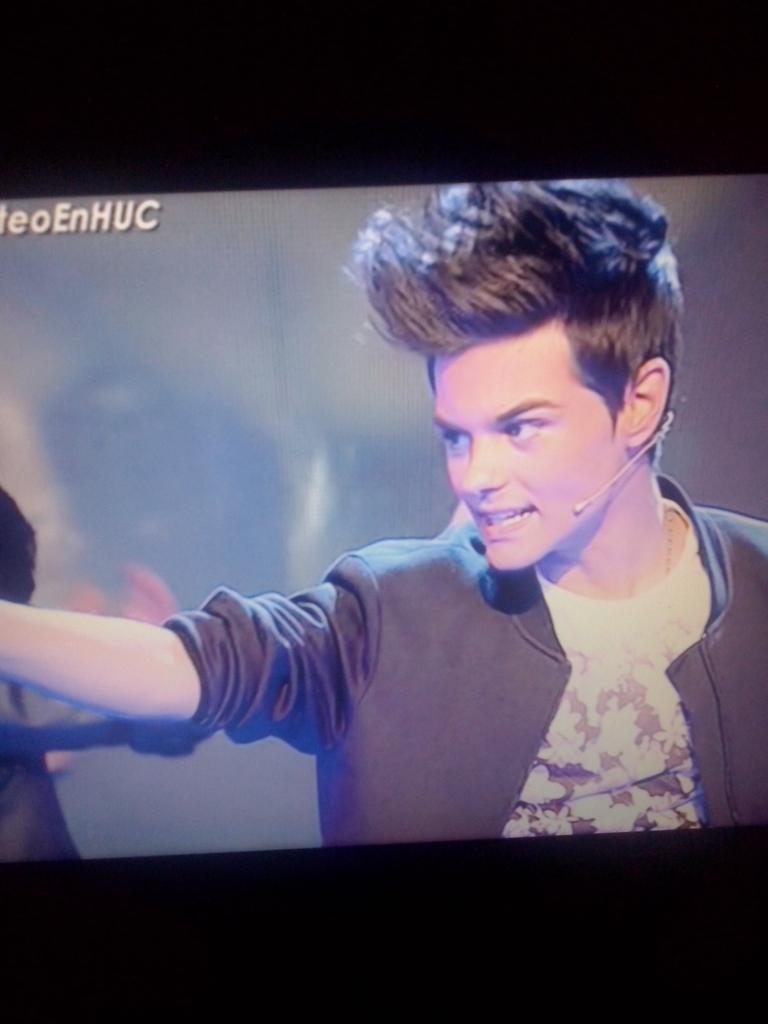 two_lis's tweet photo. @AbrahamMateoMus el mejooor mi niño siempre haciendo el bn
#AbrahamMateoHUC historias conmovedoras he llorado y todo http://t.co/2RVCEvKL2o
