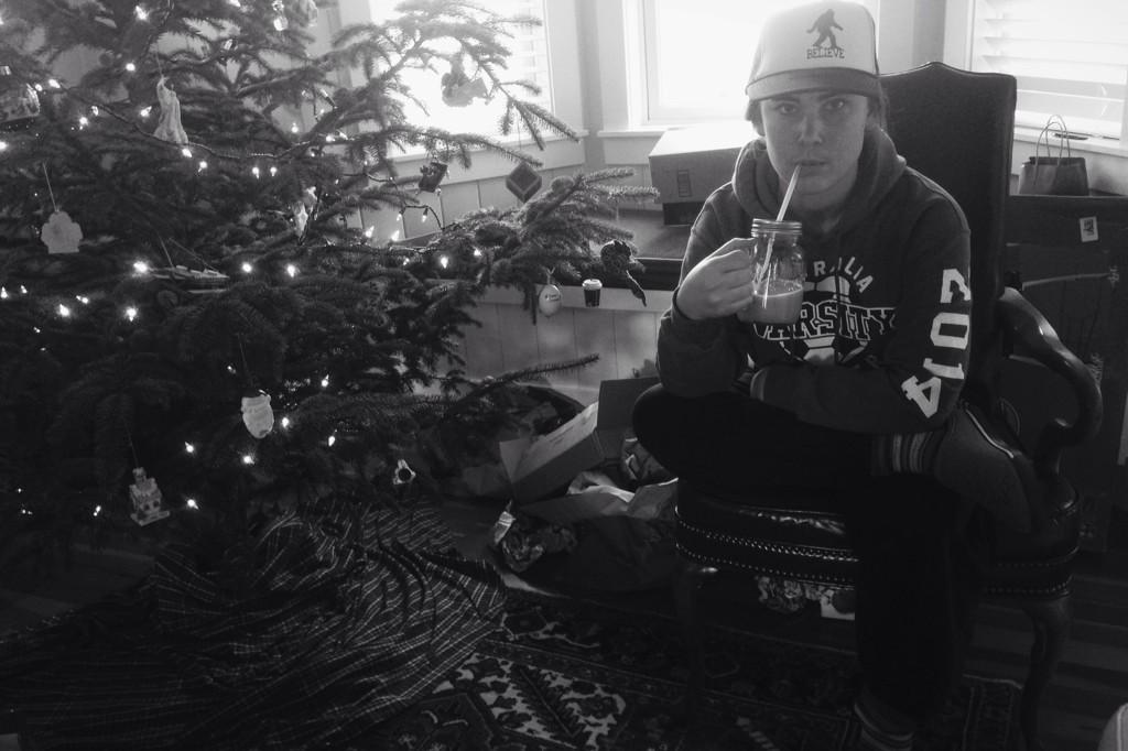GundersenLizzy's tweet photo. Merry Christmas ya filthy animals! http://t.co/uOZ346k6le