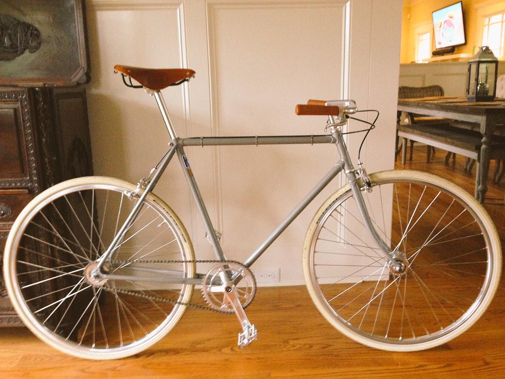 Hank Beaver tweet media