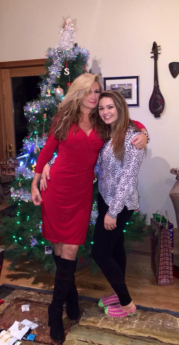 joan kayjoannie twitter best christmas presents for girlfriend