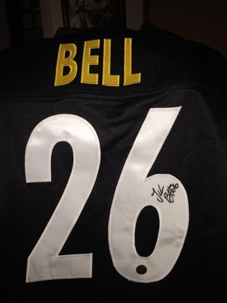 C_D_C_85's tweet image. @L_Bell26 thanks for signing my Christmas present! #SteelerNation #goFor7