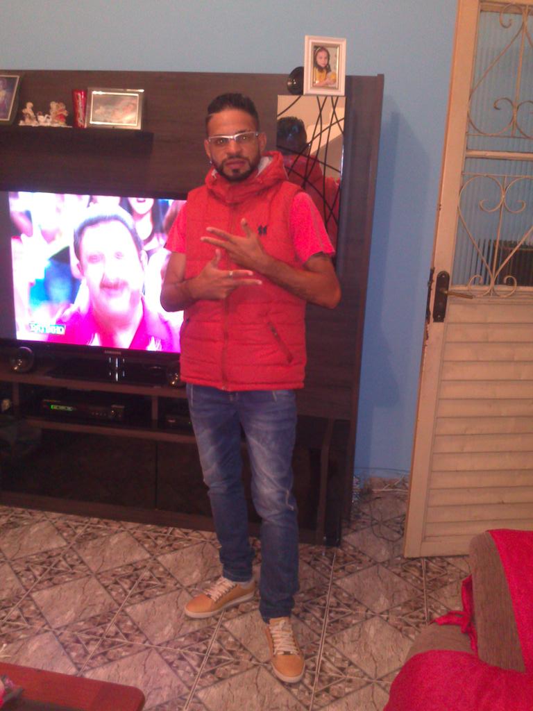 esquerda03's tweet image. Momento familia feliz natal galera