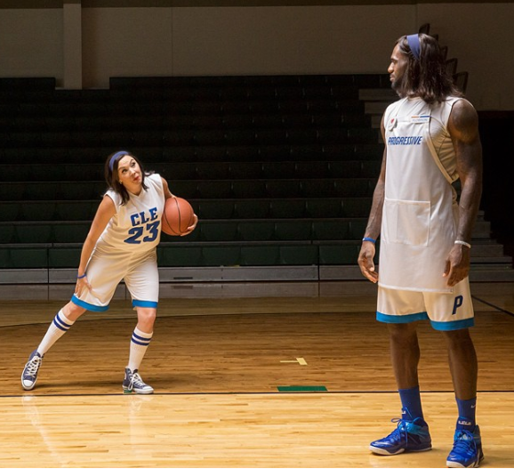 CavsNationCP's tweet photo. LeBron &amp; Flo Team Up in Progressive #FloBron Promo: http://t.co/shchTDho5c [VIDEO] http://t.co/5EtP94Ksqv