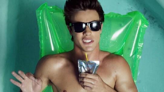 cameronisbae24's tweet photo. I'm like watching Expelled for the millionth time by now :) @camerondallas @ExpelledMovie  #ExpelledMoveToNumberOne http://t.co/YjYLfCG1C7