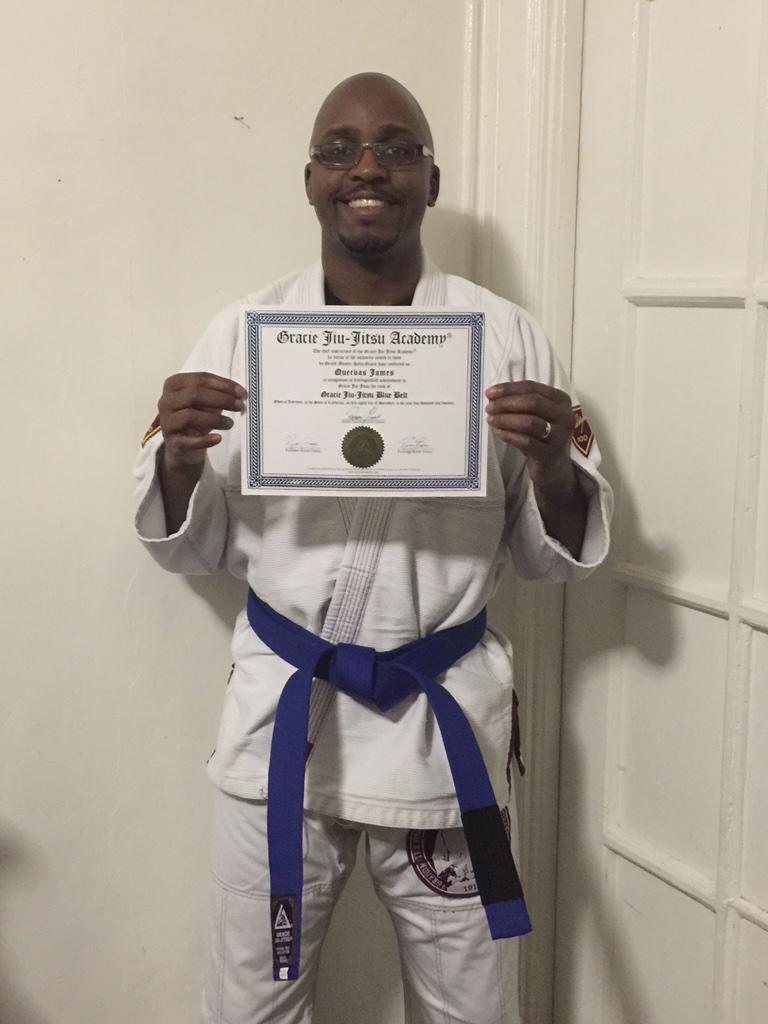 QMoney12380's tweet image. @GracieBrothers @RyronGracie @RenerGracie @KeepItPlayful Earned my Blue Belt. On to #BBS1 #keepitplayful