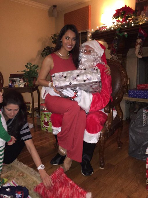 I've been Good this year!!! Thank you❤️ Santa ❄️🎄🎅⛄️🎁😄🎊🎅 #angievuha #christmas2014 #wonderfulyear #ibelieveinSanta<a href="/tag/christmas2014"class="tags"><span>#christmas2014</span></a><a href="/tag/angievuha"class="tags"><span>#angievuha</span></a><a href="/tag/wonderfulyear"class="tags"><span>#wonderfulyear</span></a><a href="/tag/ibe"class="tags"><span>#ibe</span></a>