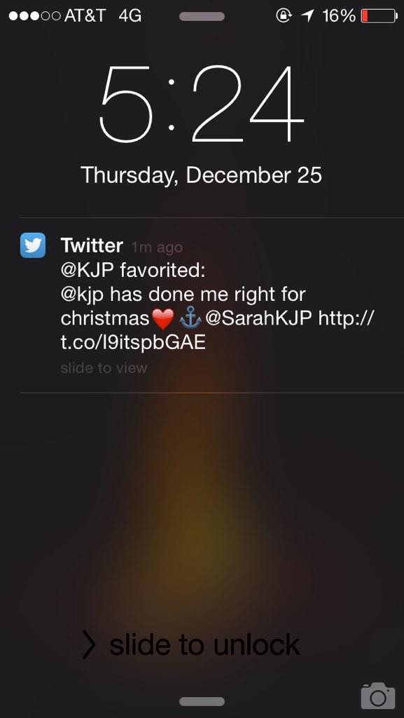 Hannah4Enge's tweet photo. My day couldn't be made more by the simplest things 🎄⚓️@KJP @SarahKJP http://t.co/kYIB7T0CJG