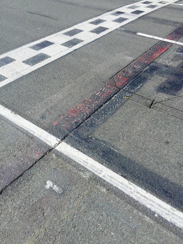 mguise85's tweet photo. @LewisHamilton Next race you will be sat here as #worldchampion #F1 #australiangrandprix #ukfans http://t.co/fHVfYAM1u8