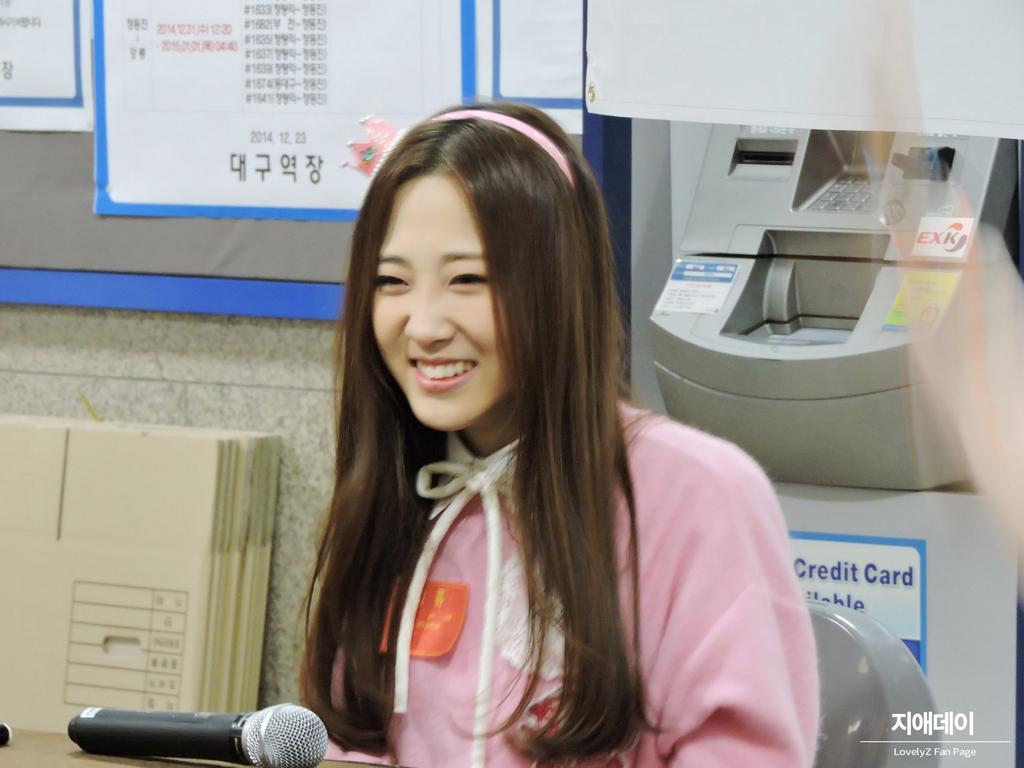 B5x0WQaCIAALwt4.jpg:large