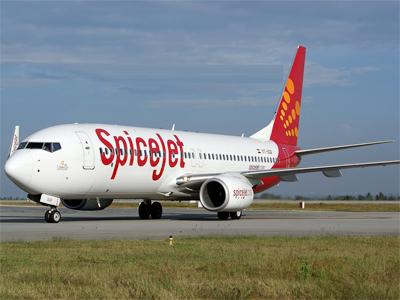 news24tvchannel's tweet photo. #SpiceJet shares zoom 9% on ... - http://t.co/YqREzdo2IZ #Ajay_Singh #JP_Morgan_Chase #Kalanithi_Maran http://t.co/K3eLJzrwsA