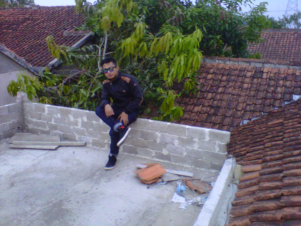 ButongVanJava's tweet photo. http://t.co/nz2fQibIKQ