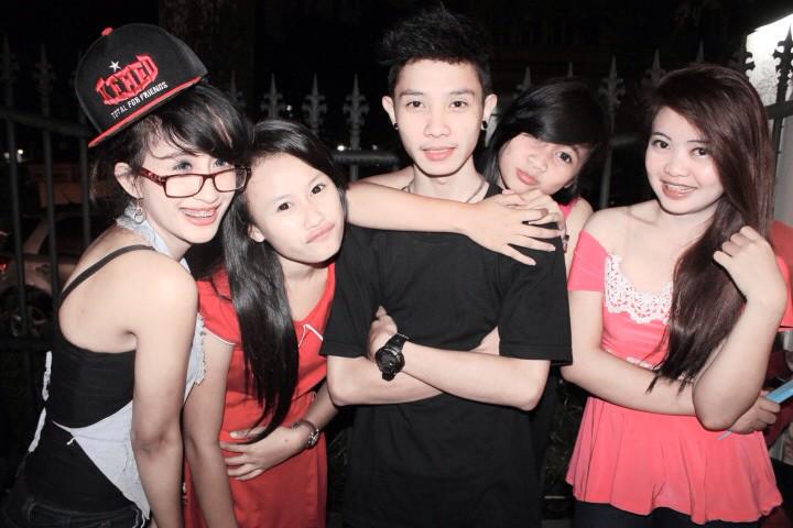 Poto taun kemaren At bermart hihi