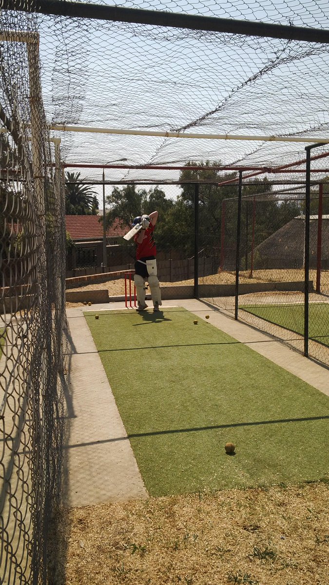 DylanAitken19's tweet image. #shot #backfoot #class #cricket #lovethis #hammer