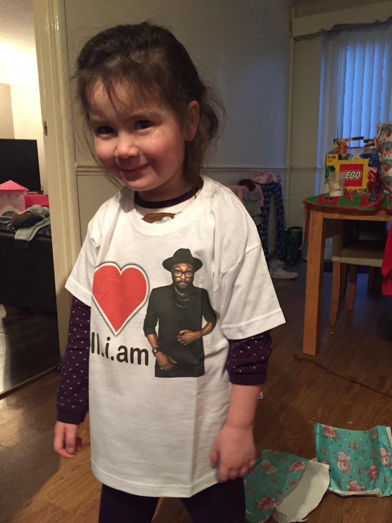 tr4cy_collin5's tweet photo. @iamwill one little happy 3yr old miah on xmas morning :) #WillPower #thePULS http://t.co/4df4cm5i6V