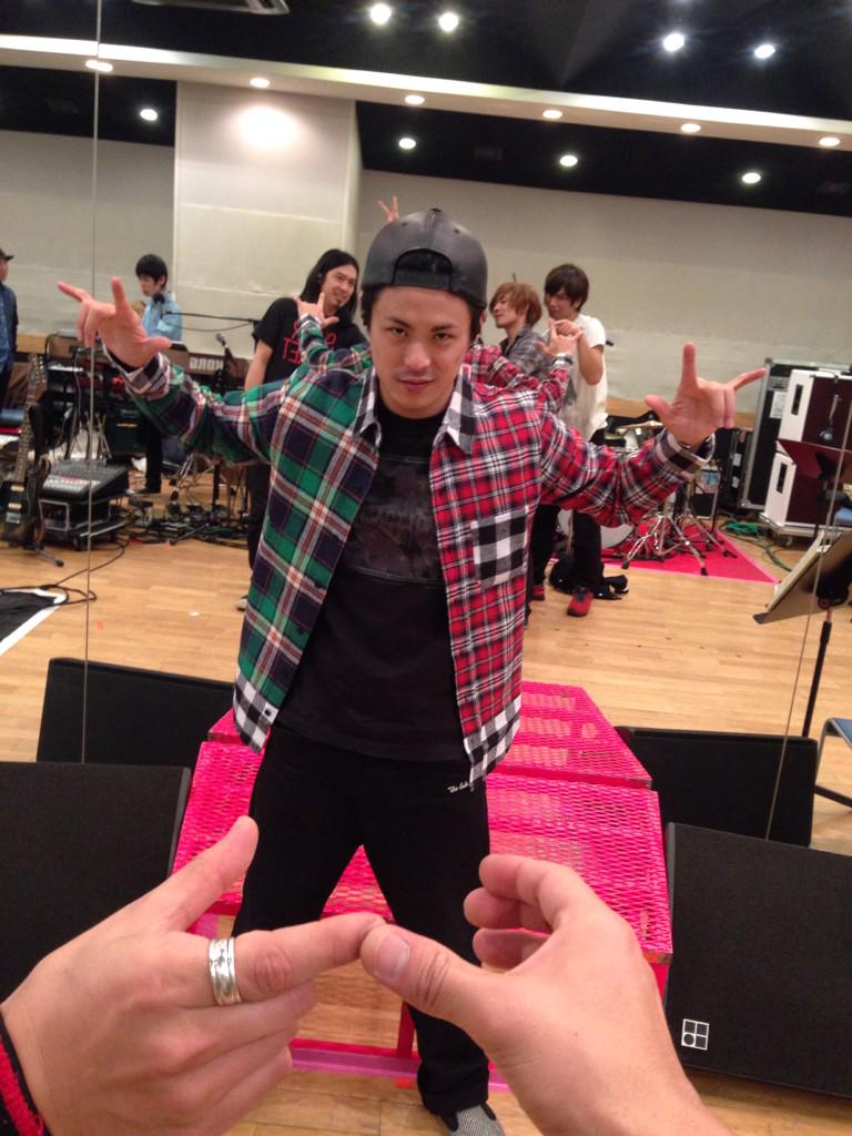 LiSA武道館グッズ】ツンデレチェックシャツの真相はね。着るとDon't