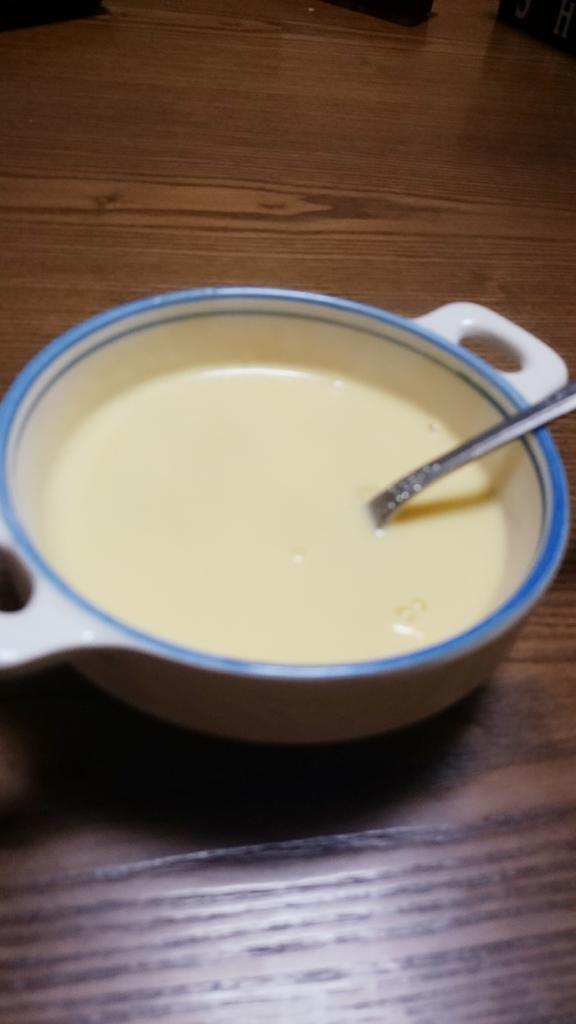 arichiyan0105's tweet photo. 。

バイﾄおつかれぴーあ(*^_^*)
一日中ずっと食べ物みてたら
お腹すかない笑
むしろ今
焼き肉とか見ただけで吐きそう笑
吐き気やべ~
だから夜わ大人しくスープだけ~ http://t.co/uPAlXBRapb