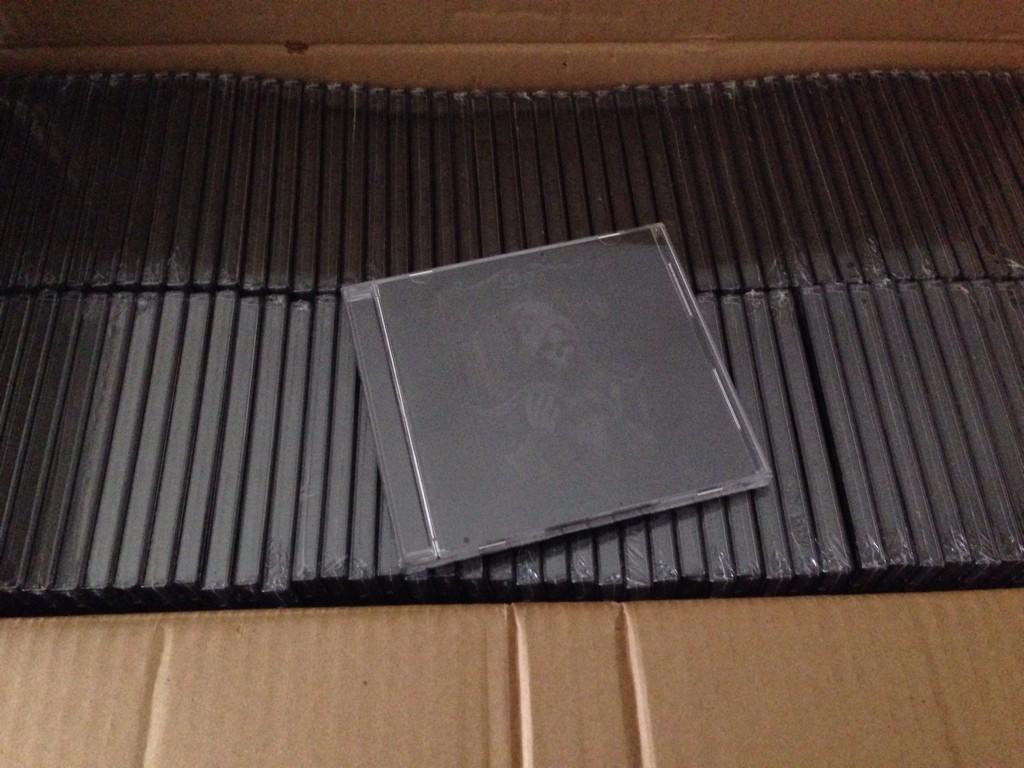 CDEP <a href="/poisonnova666/">POISON NOVA</a> #CircleofWoe sudah hadir di <a href="/lawless_jkt/">Lawless Jakarta</a> HQ. siap dijual di #cadascult 28 Des besok! \m/