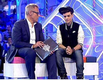 hayunacosaque's tweet photo. El rey del trending topic es @AbrahamMateoMus ¡Él sí que sabe cómo usar las redes sociales! http://t.co/AwDWlqoTYM http://t.co/fOgOvWx2zd