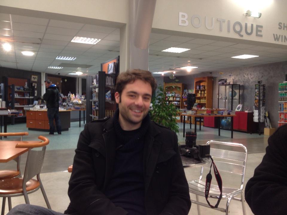 AUDOMAROSE's tweet photo. Remise de la participation de la coupole à Audomarose. Merci à @jduquenne et ses équipes. http://t.co/a3HYUhQnli