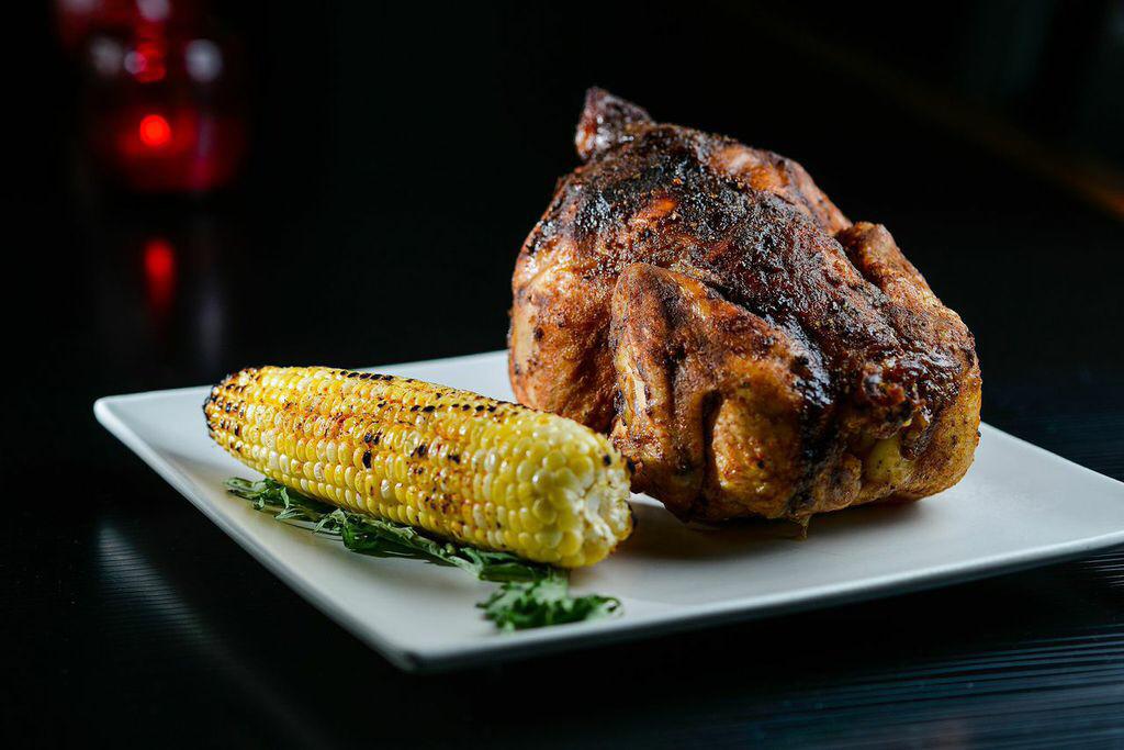 EricMor97850376's tweet photo. We still have some open tables for this weekend and for NYE. Call us at 882-3279 @louisvillecom  @edibleLou #loop22 http://t.co/q9v1lxAgva