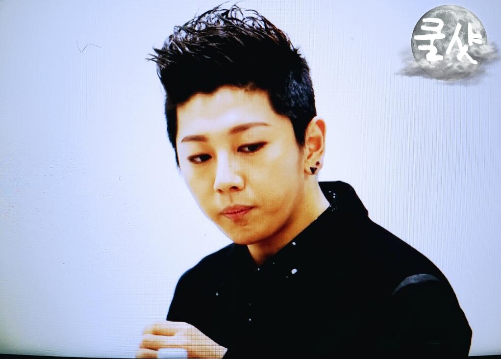 B5yB5URCMAAwCkf.jpg:large