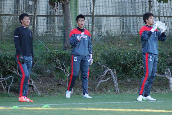 赤い彗星 東福岡高校サッカー 今朝 福岡空港から出発し第93回全国高校サッカー選手権大会に向けて調整中の東福岡高校サッカー 部 1回戦 開幕戦 で都立三鷹高校 東京b と対戦 駒沢陸上競技場で12月30日 火 14時05分キックオフ 日本テレビ系列で 赤い彗星 東福岡高校サッカー 今朝 福岡空港から出発し第93回全国高校サッカー選手権大会に向けて調整中の東福岡高校サッカー 部 1回戦 開幕戦 で都立三鷹高校 東京b と対戦 駒沢陸上競技場で12月30日 火 14時05分キックオフ 日本テレビ系列で