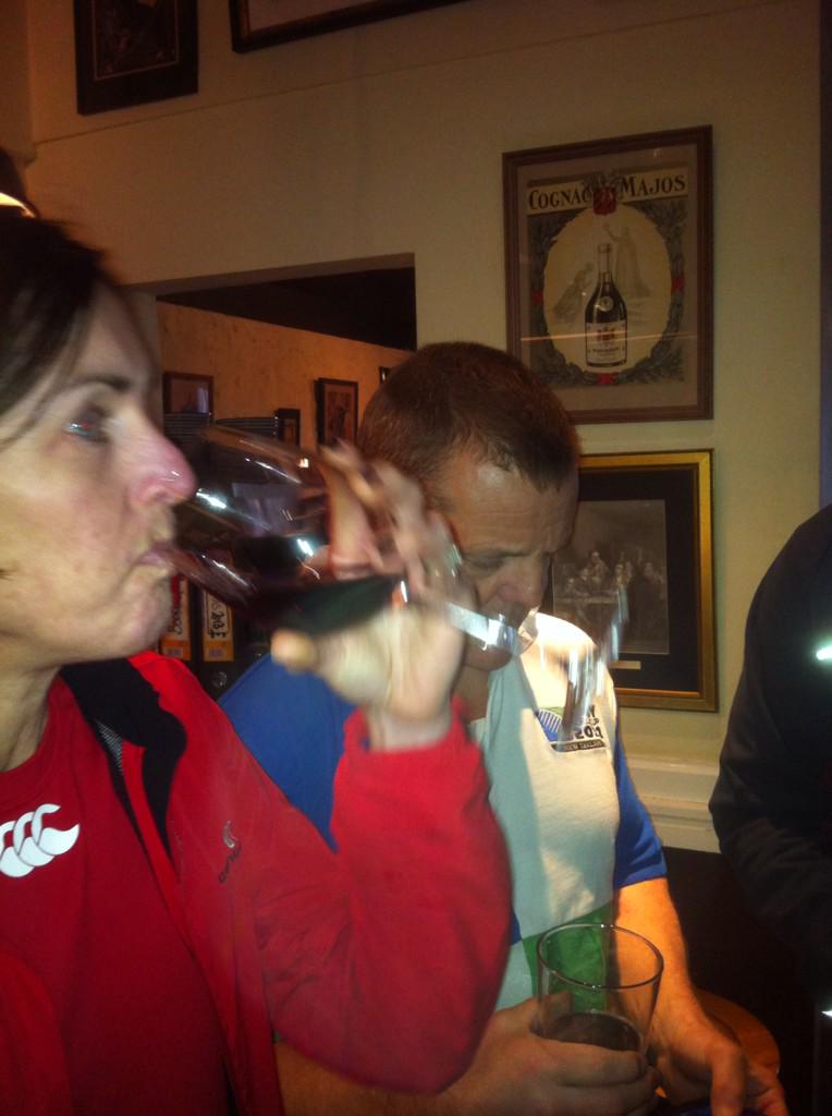 Bushy358's tweet photo. @reigaterunners Christmas training going well #skip15 http://t.co/fqRYMVAf9L