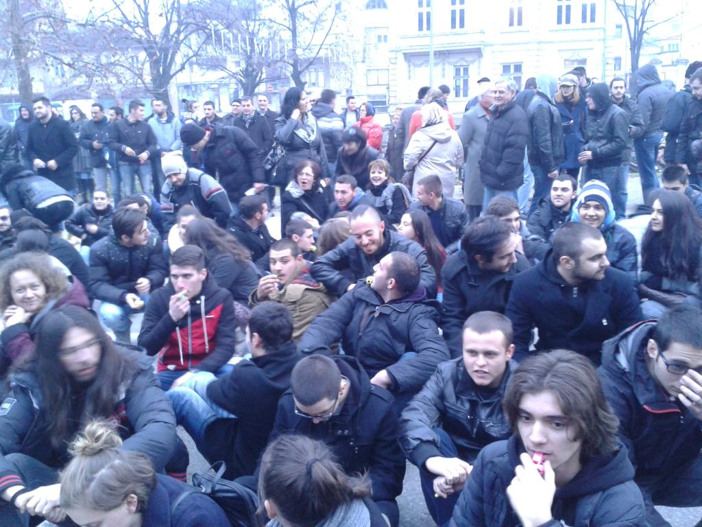 plenumuklo's tweet image. #СтудентскиПленум #ПленумУкло #СтудентскиМарш #СтудентскиПротест