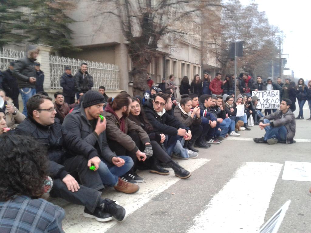 plenumuklo's tweet image. #СтудентскиПленум #ПленумУкло #СтудентскиМарш #СтудентскиПротест