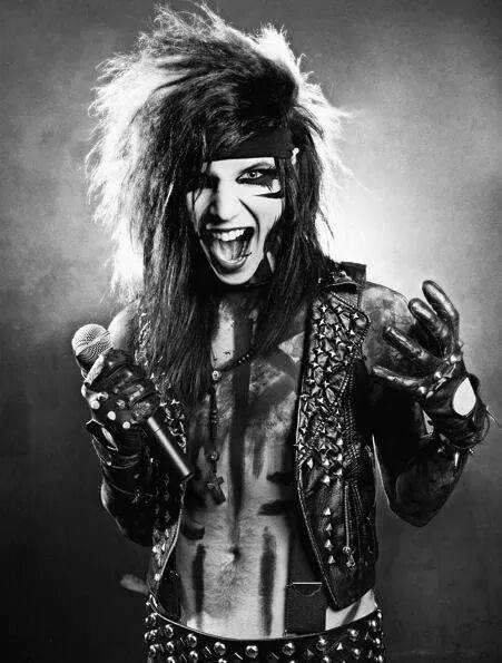 Happy birthday Andy Biersack <3 ... 