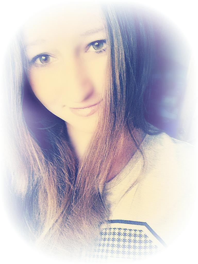 Julia2899's tweet photo. #WHAT #Creeptastic #lookinglikeaghost http://t.co/JUcusNPABt