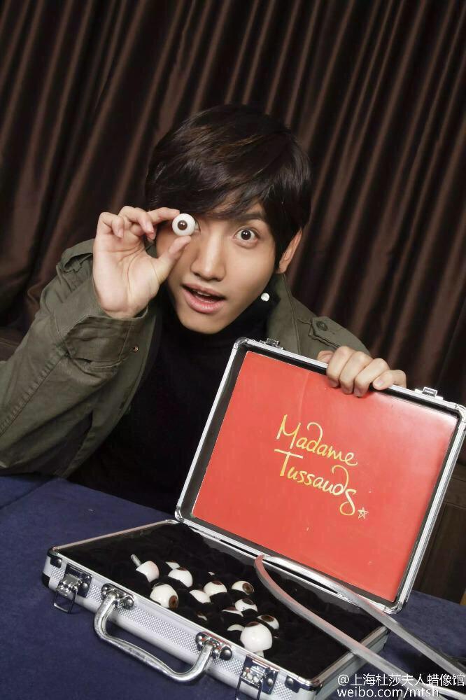 Megu Max 目玉持ってるユノチャミ愛嬌あってめっちゃ可愛いんやけど ハリーポッターに出てくるムーディ先生思い出したわ J Http T Co Kh1p4x3dzp Twitter