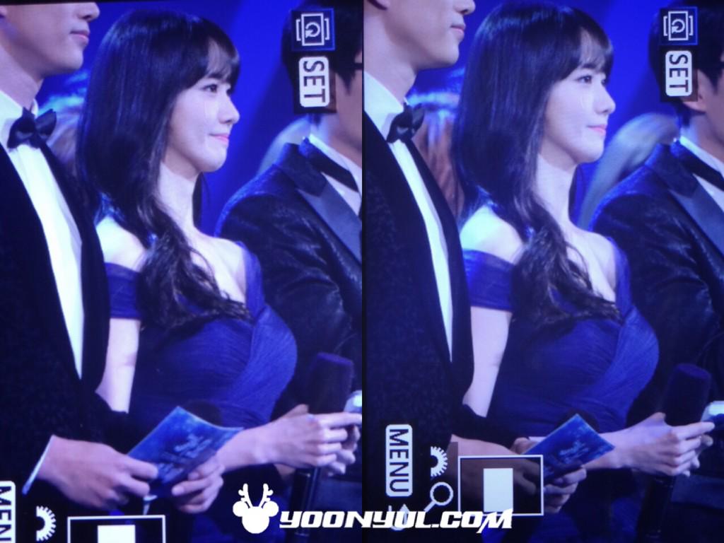 [PIC][26-12-2014]Hình ảnh mới nhất từ Đại nhạc hội cuối năm - "KBS Gayo Daechukjae 2014" của SNSD và MC YoonA vào tối nay B5yq6_eCcAAjs5P