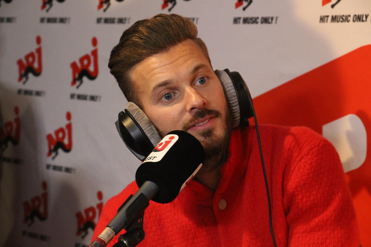 MPBE's tweet photo. #FlashbackNMA dans l'émission de @cauetofficiel ! :-) Plus de photos sur la galerie >> http://t.co/eMG3DUelXQ http://t.co/ZgFy3OUBHh