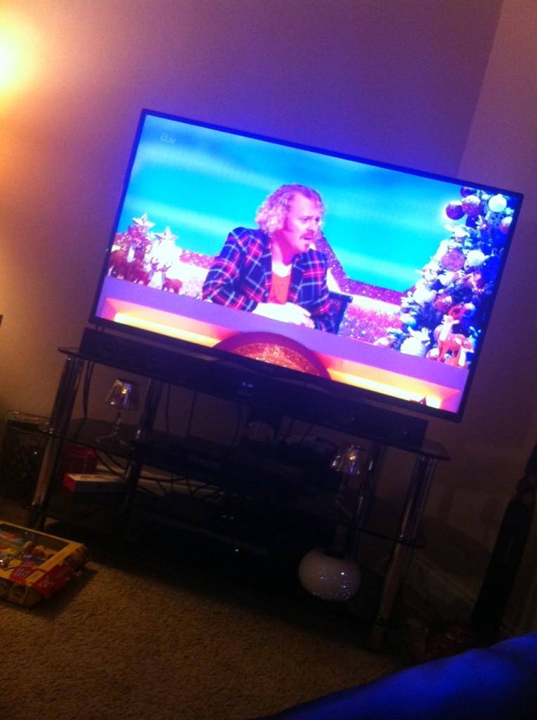 minecraftmaad's tweet image. Watching the through the Christmas keyhole 👌👌
#ThroughTheKeyhole