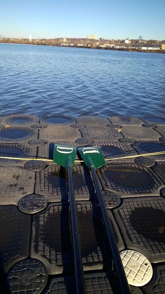 Ever_Green_BC's tweet photo. Thanks Santa 50 degrees and flat water in NJ! http://t.co/mQqw8tr2fr