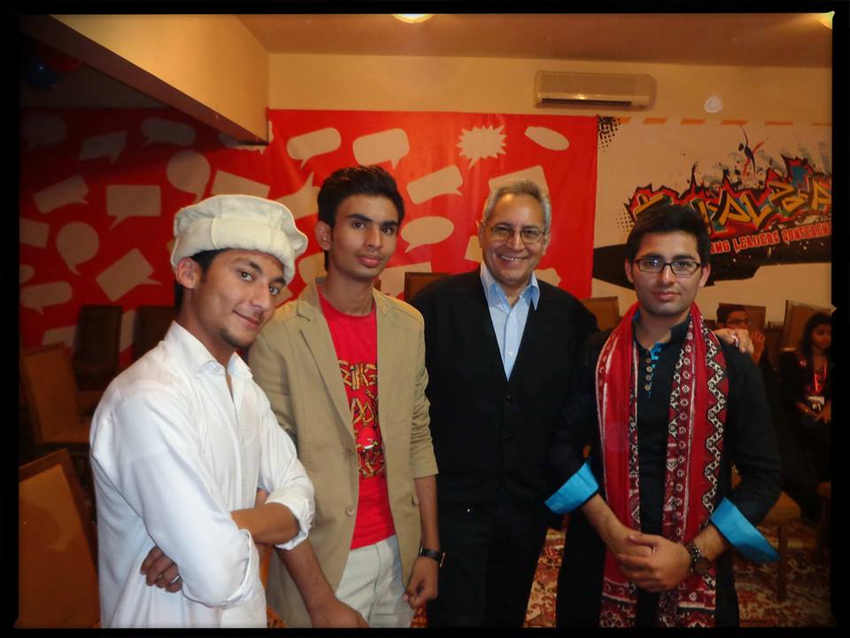 yasirak33's tweet photo. with @KamranZR1 in #YLC13 #YouthConference #Karachi #Khalbali #Alumni #Througback http://t.co/XFJG0LNraD