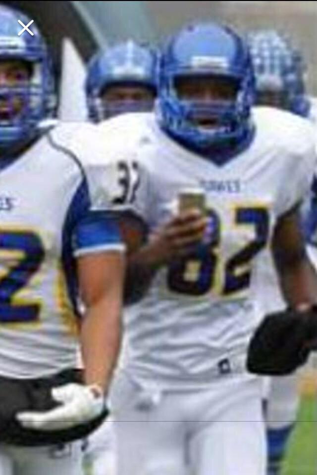 TheBestGear's tweet photo. When it's your first time being on varsity http://t.co/hgdocxlllX